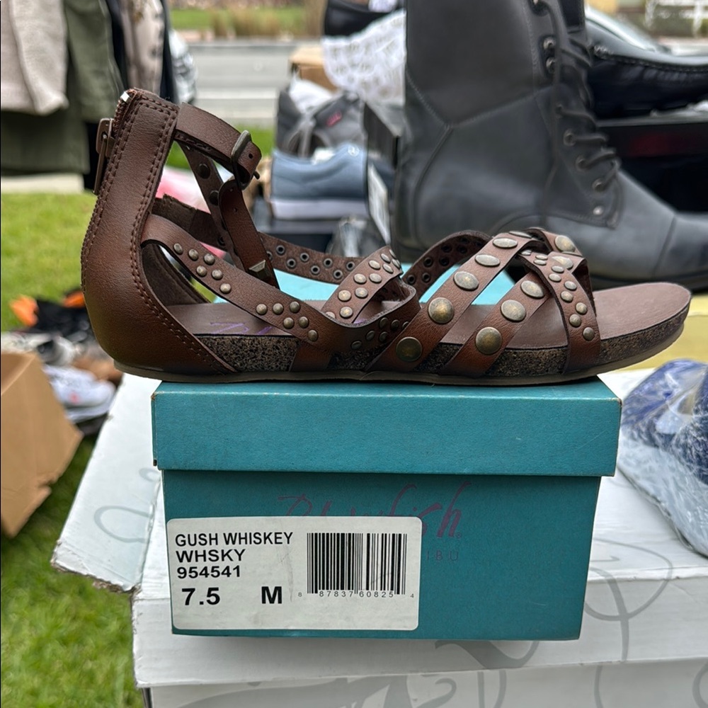 Brown Sandals Comfortable Stylish Footwear